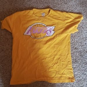 Lakers Magic Johnson tshirt.